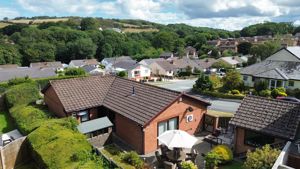 Photo 25- click for photo gallery